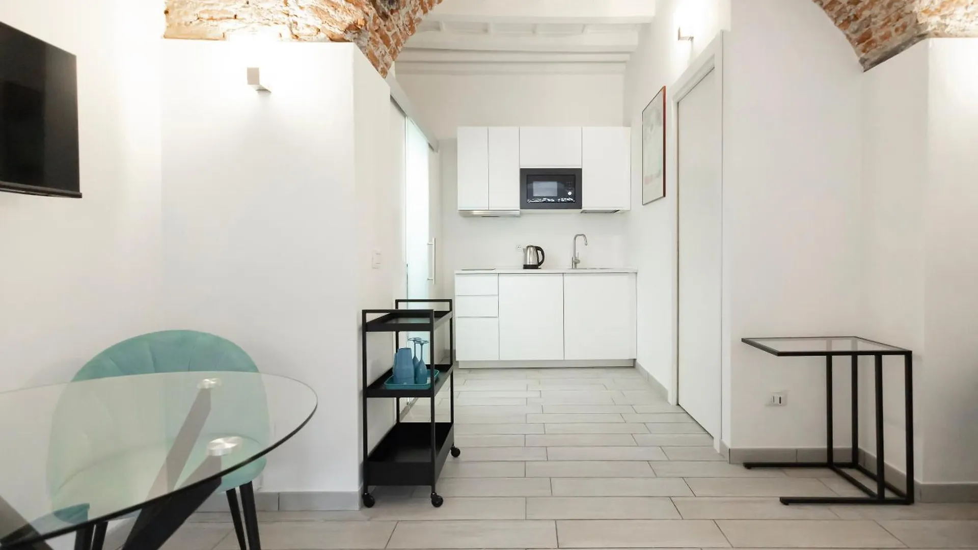 Flora 57 - Splendido Loft Nel Cuore Dei Navigli Milán Apartmán