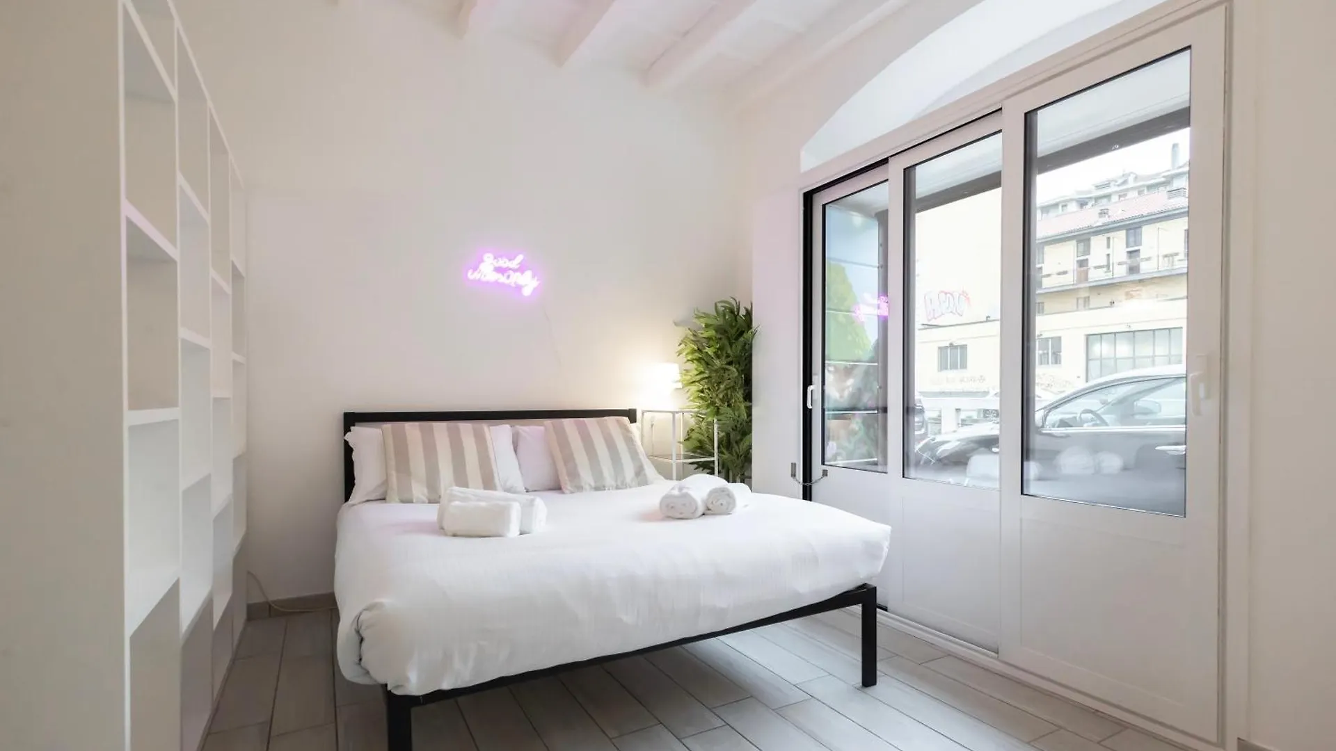 Flora 57 - Splendido Loft Nel Cuore Dei Navigli Milán Itálie